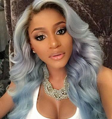 24 Inch Wavy Gray Wigs For African American Women The Same As The Hairstyle In The Picture jz